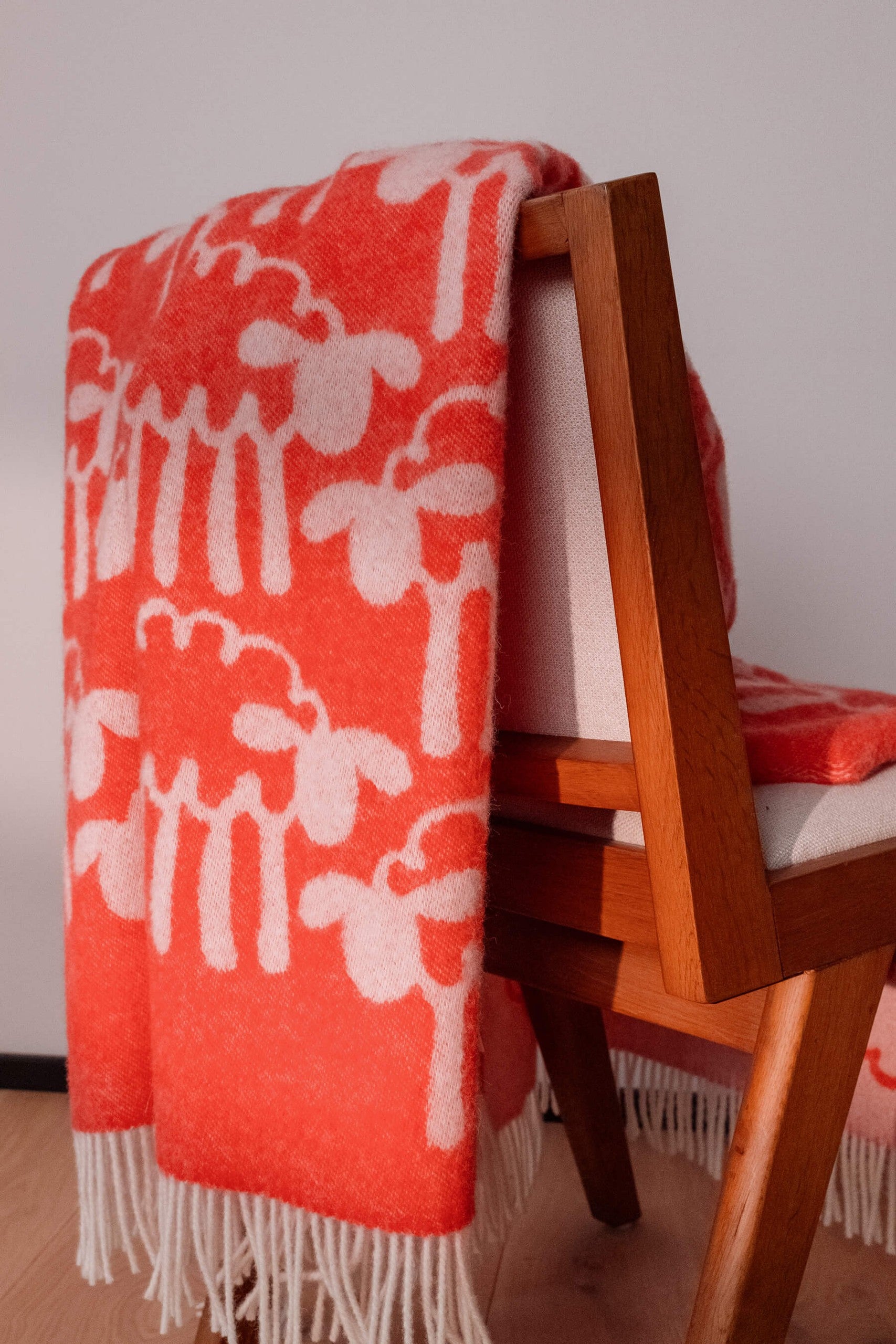 Friendsheep wool throw