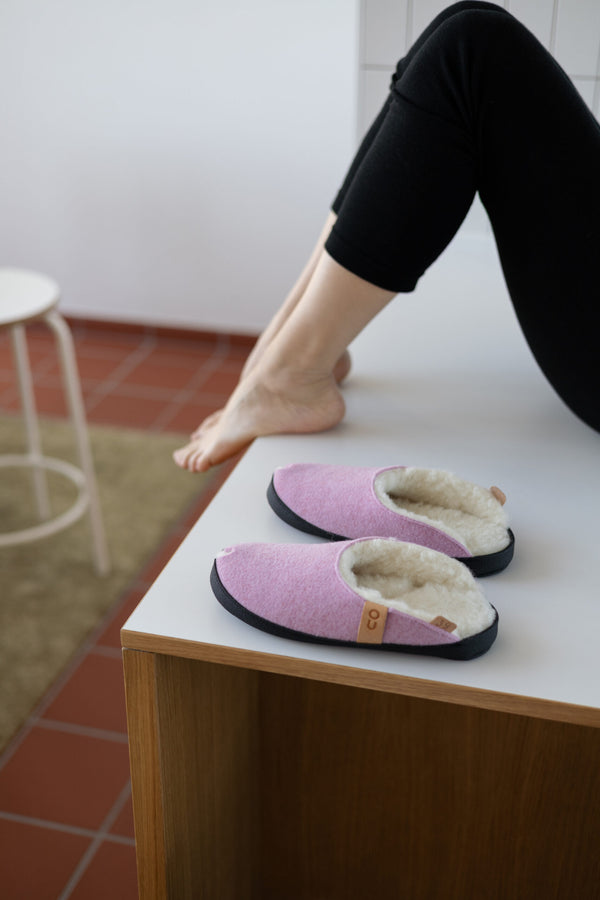 TOKU Brussels Slippers with Lambswool – Light Pink