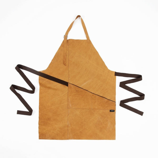 Camel brown leather apron with front pocket and towel loop